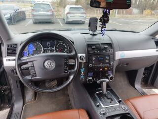 Volkswagen Touareg 3.0 165кВ
