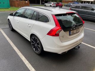 Volvo V60 AWD Facelift 2.4 R5 133kW