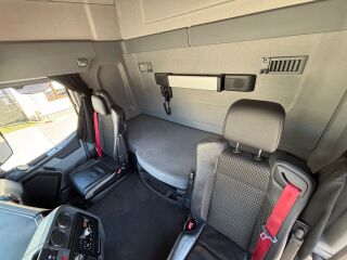 Renault T 380 4x2 EURO6 + CARRIER SUPRA 1150 U EURO 6 388kW