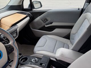 BMW i3 75кВ