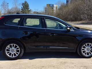 Volvo XC60 Summum AWD 2.4 120кВ