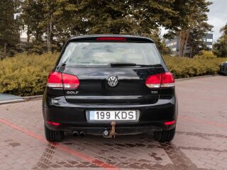 Volkswagen Golf 2.0 81кВ