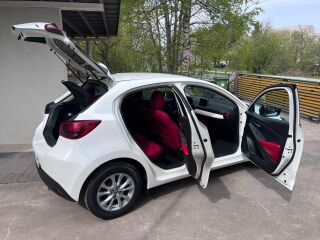 Mazda 2 1.5 66кВ