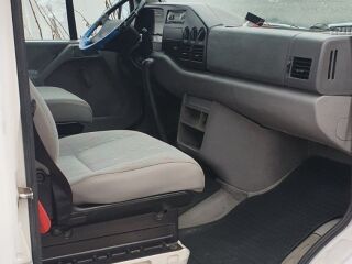 Volkswagen LT 2.5 70kW