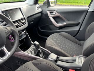 Peugeot 2008 1.2 60кВ