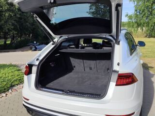 Audi Q8 S-Line 3.0 210кВ