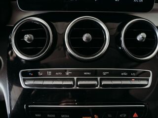 Mercedes-Benz C 180 facelift 1.6 90kW