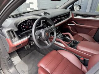 Porsche Cayenne S Sport Chrono 4.0 DWH 349kW