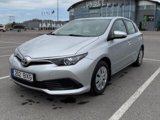 Toyota Auris 1.6 97kW