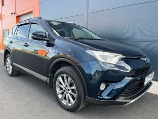 Toyota RAV4 Luxury Plus 2.5 114kW