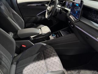 Volkswagen Tayron R-line 1.5 eTSI 110kW
