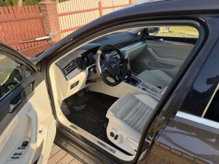 Volkswagen Passat 1.8 132kW