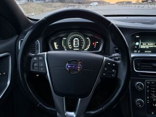 Volvo V60 Twin Engine 2.4 162kW