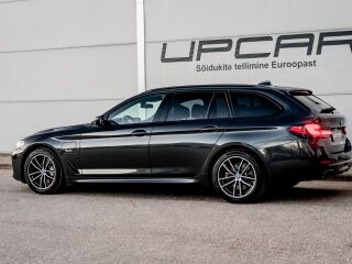 BMW 530 xDrive M-Sport 2.0 215кВ