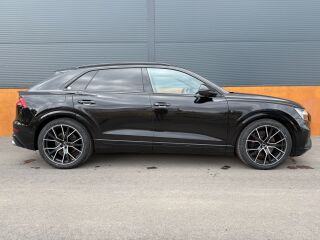 Audi SQ8 4.0 373kW