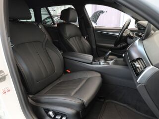 BMW 530 E X-Drive M-Sportpakett 2.0 215kW