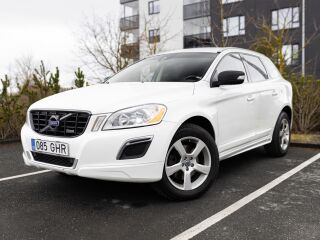 Volvo XC60 R-Design Finish Facelift 2.0 120kW