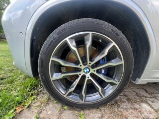 BMW X4 d xDrive M-Sportpakett 3.0 R6 210kW