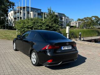 Lexus IS 300h