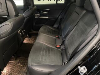 Mercedes-Benz GLC 300 AMG Line 2.0 198kW
