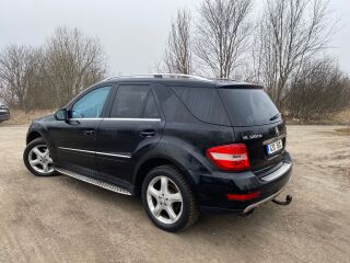 Mercedes-Benz ML 320 3.0 165kW