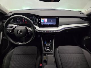 Skoda Octavia Combi Ambition 1.5 110кВ