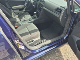 Volkswagen Golf 1.6 85kW