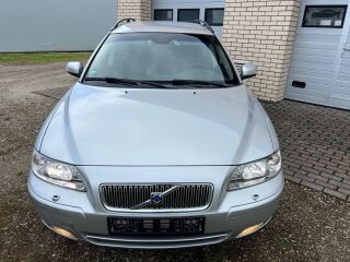 Volvo V70 Facelift 4WD 2.4 D5 136kW