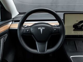 Tesla Model Y Long Range Dual Motor AWD 378кВ