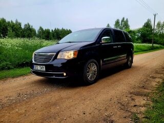 Chrysler Town & Country 3.6 211кВ