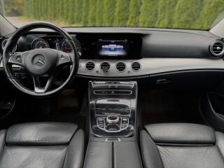 Mercedes-Benz E 220 2.0 R4 143kW