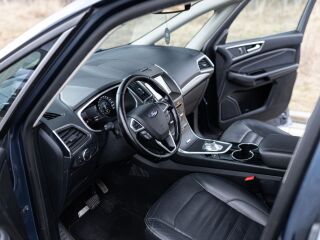 Ford Galaxy Facelift Family Edition 2.0 140kW