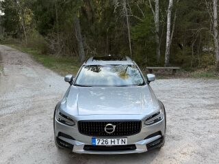 Volvo V90 Cross Country 2.0 173kW