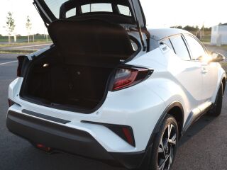 Toyota C-HR Style 1.8 72кВ