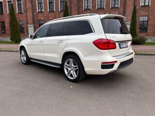 Mercedes-Benz GL 350 BLUETEC 4MATIC AMG 190кВ
