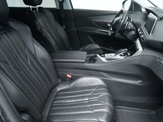 Peugeot 5008 Blue HDi 1.5 96kW
