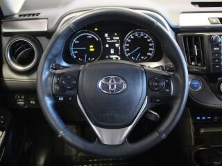 Toyota RAV4 Luxury 2.5 114kW