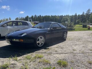 Porsche 928 928S 4.7 V8 220kW