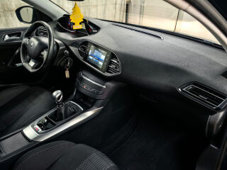 Peugeot 308 2.0 110кВ