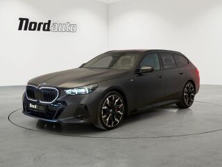 BMW 540 d xDrive Touring M-SportPro pakett 223 kW
