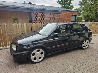 Volkswagen Golf GTI 2.0 2.0 8V 85kW