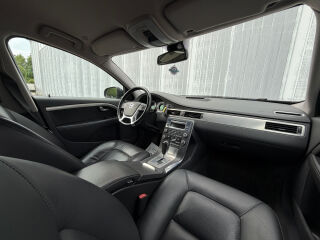 Volvo V70 Facelift Momentum 2.0 R5 D3 120кВ