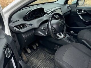 Peugeot 208 1.6 55kW