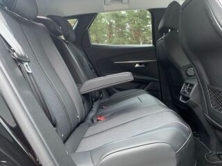 Peugeot 3008 Allure Pack Hybrid PHEV 1.6 133кВ