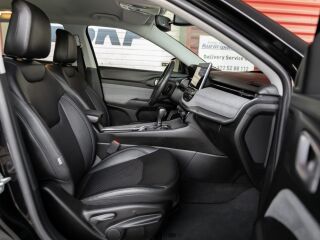 Jeep Compass Plug-In Longitude 1.3 R4 PHEV 132kW