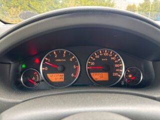 Nissan Pathfinder 2.5 128кВ