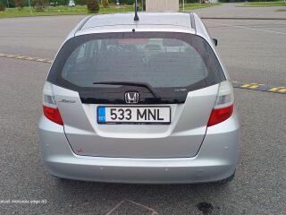Honda Jazz 1.3 73кВ