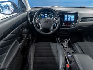 Mitsubishi Outlander Pistikhübriid   / elekter Petrol 99kW