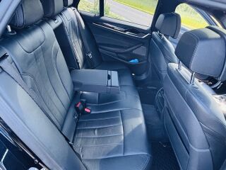 BMW 530 xDrive M-pakett 3.0 195кВ