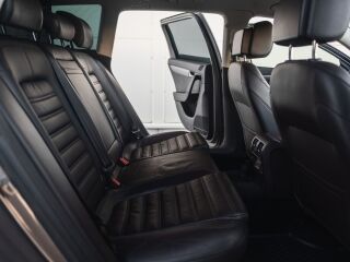 Volkswagen Passat Variant EcoFuel Highline 1.4 R4 TSI 110кВ